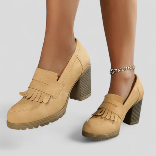 Belinda | Mocasines con flecos en color Beige