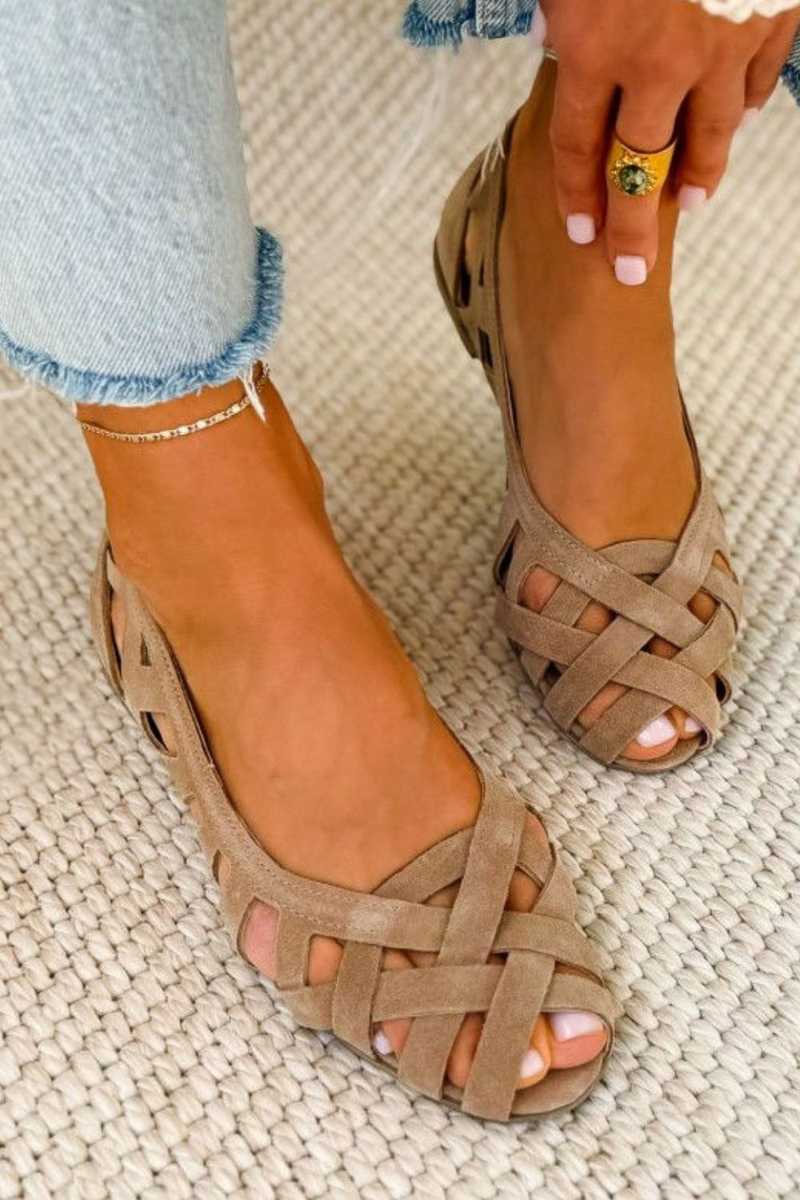 Manuela | Sandalias Planas Trenzadas en color Lila