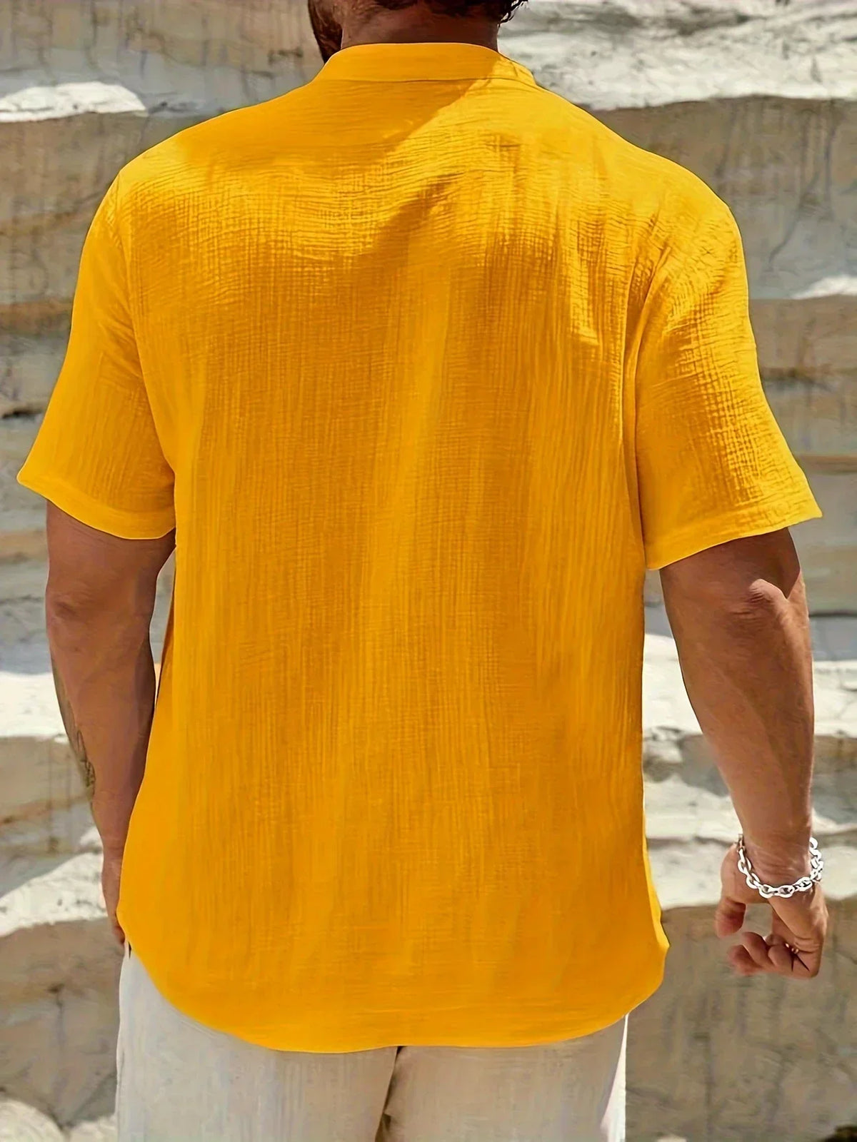 Arnaldo | Camisa elegante de verano con cuello alto
