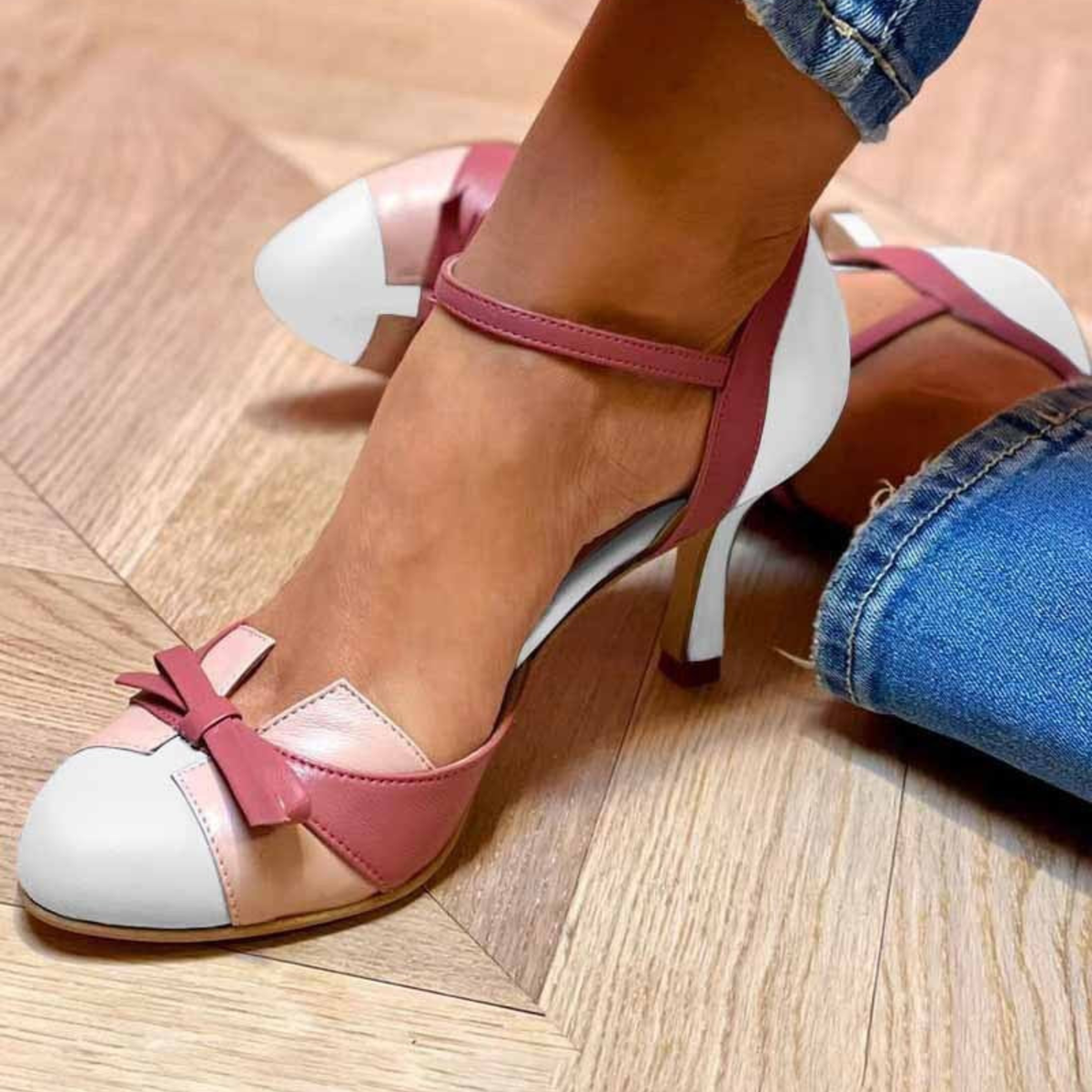 Esperanza | Sandalia Ortopédica Vintage de Tacón en color Azul Empolvado