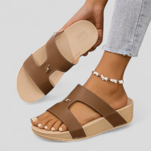 Beliza | Sandalias con plataforma en color Negro