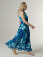 Silvana | Vestido Midi Halter con Cintura Fruncida en color Azul