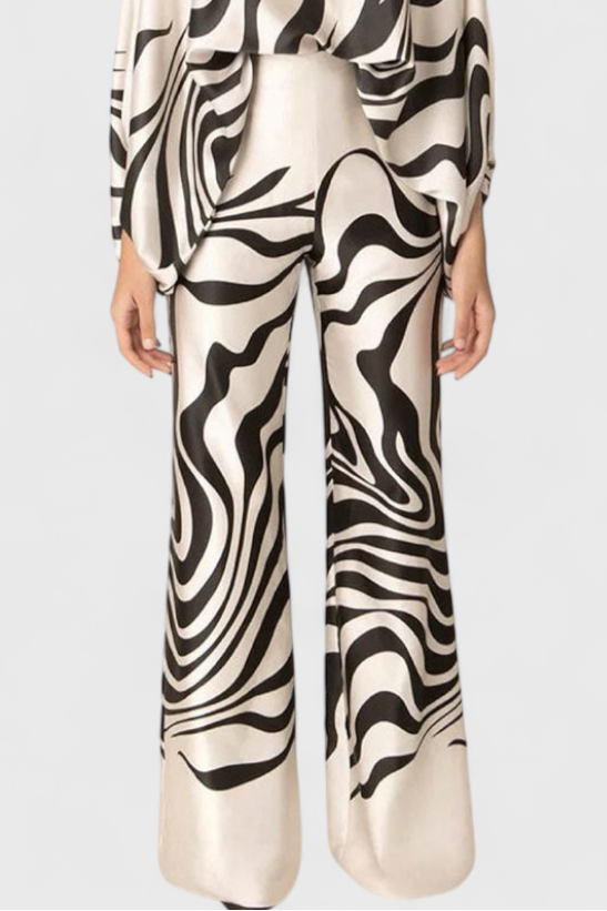 Sybella Conjunto de Dos Piezas con Hombros Descubiertos y Pantalones Amplios Estampados en color Cebra