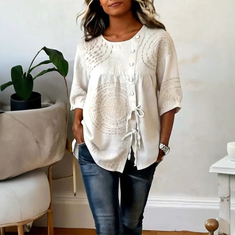Remedios | Blusa Vintage con Cordones y Estampado Artesanal en color Beige