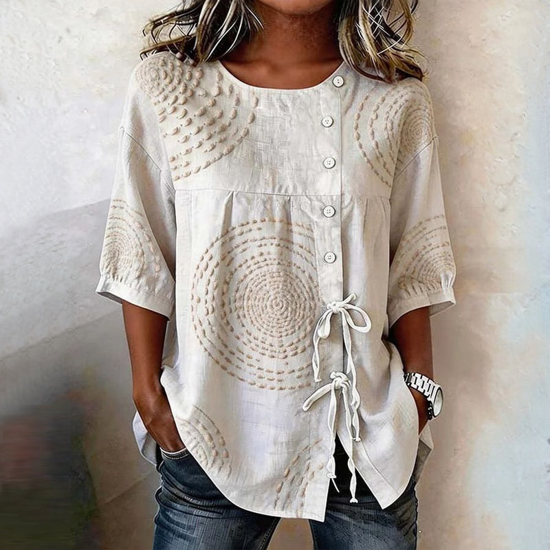 Remedios | Blusa Vintage con Cordones y Estampado Artesanal en color Beige