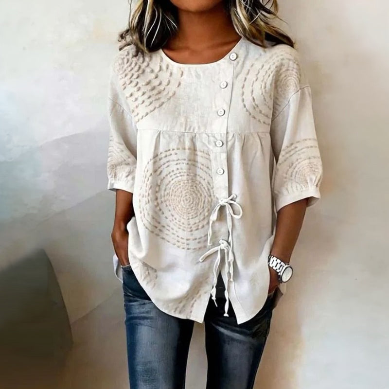Remedios | Blusa Vintage con Cordones y Estampado Artesanal en color Beige