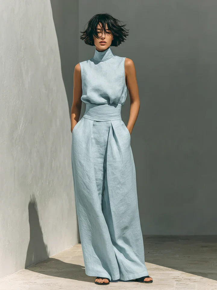 Flor | Conjunto minimalista de blusa sin mangas y pantalón de pernera ancha en algodón y lino para mujer en color Caqui