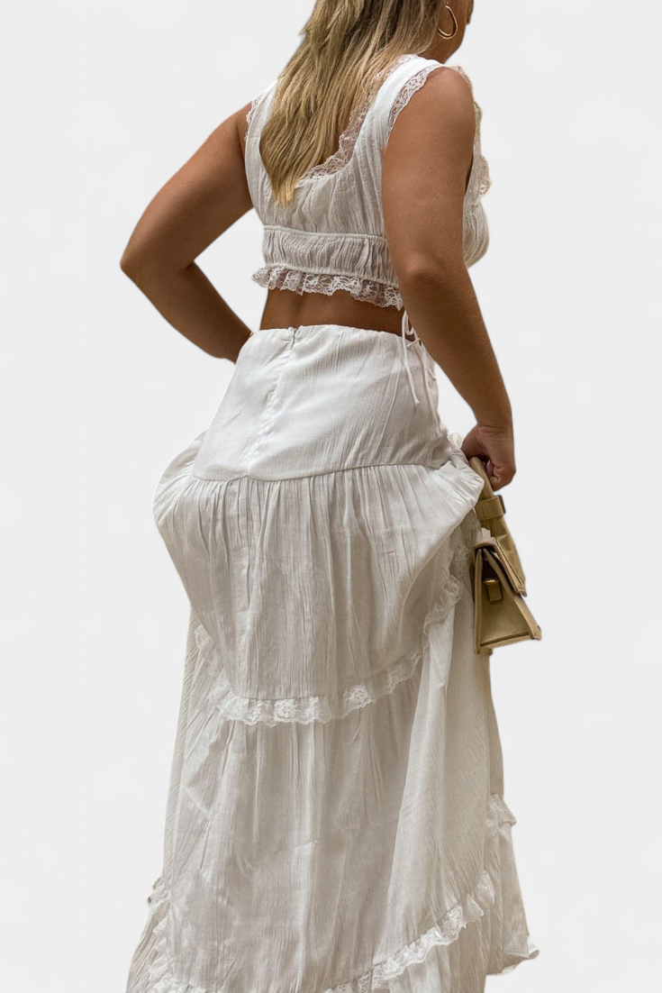 Ilys Conjunto Romántico de Top con Encaje y Falda Larga Voluminosa en color Blanco