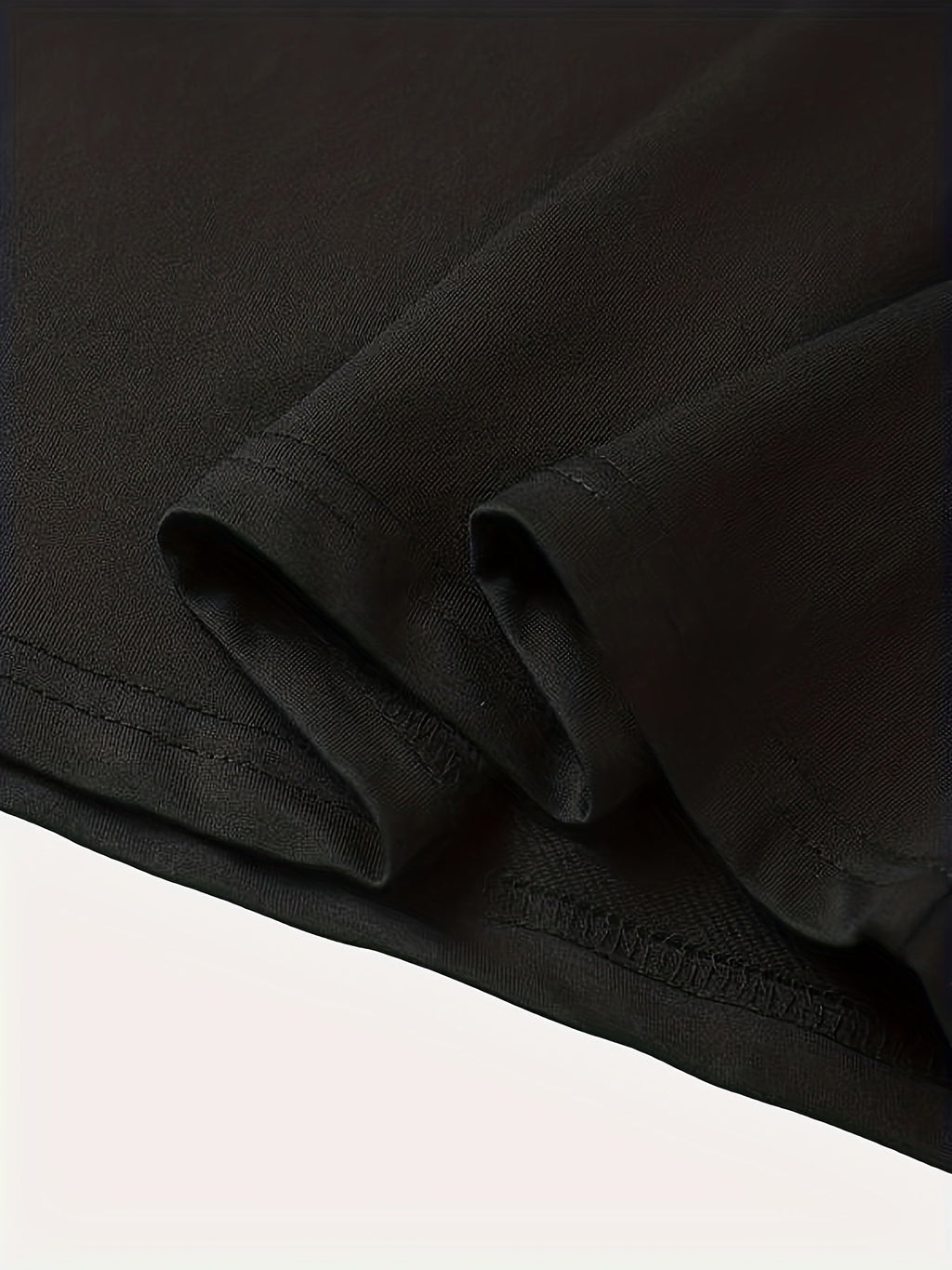 Leonardo | Camiseta elegante con cuello redondo y estampado gráfico