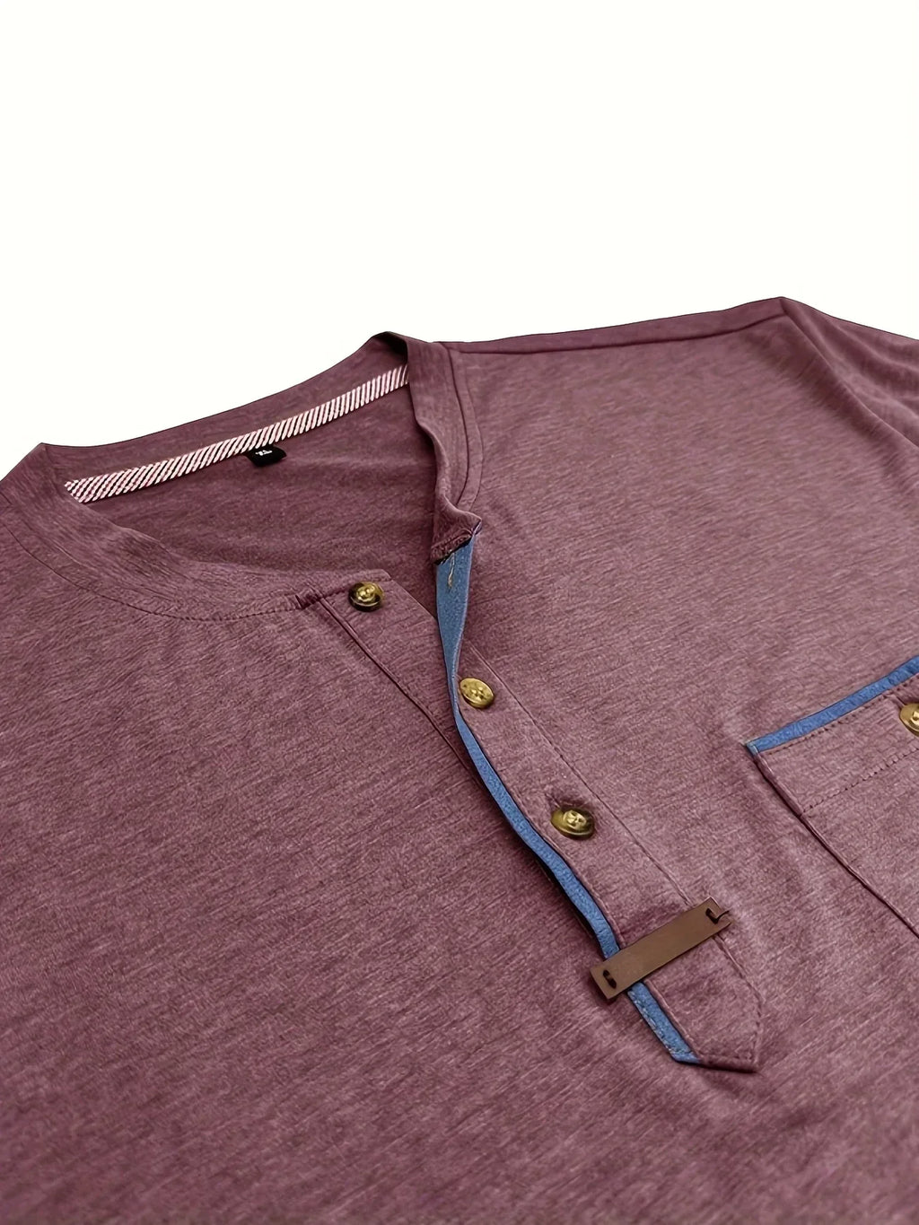 Lucas | Camiseta elegante con cuello redondo y bolsillo
