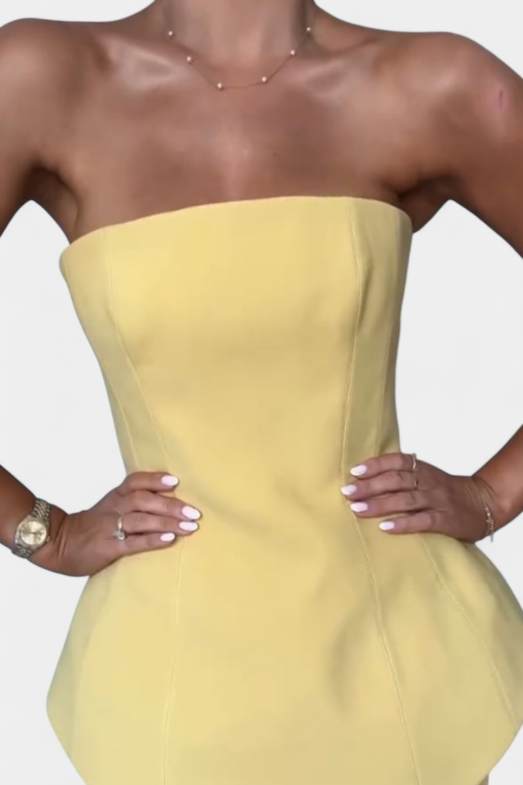 Clarita Conjunto de Dos Piezas Plisado Sin Tirantes en color Amarillo