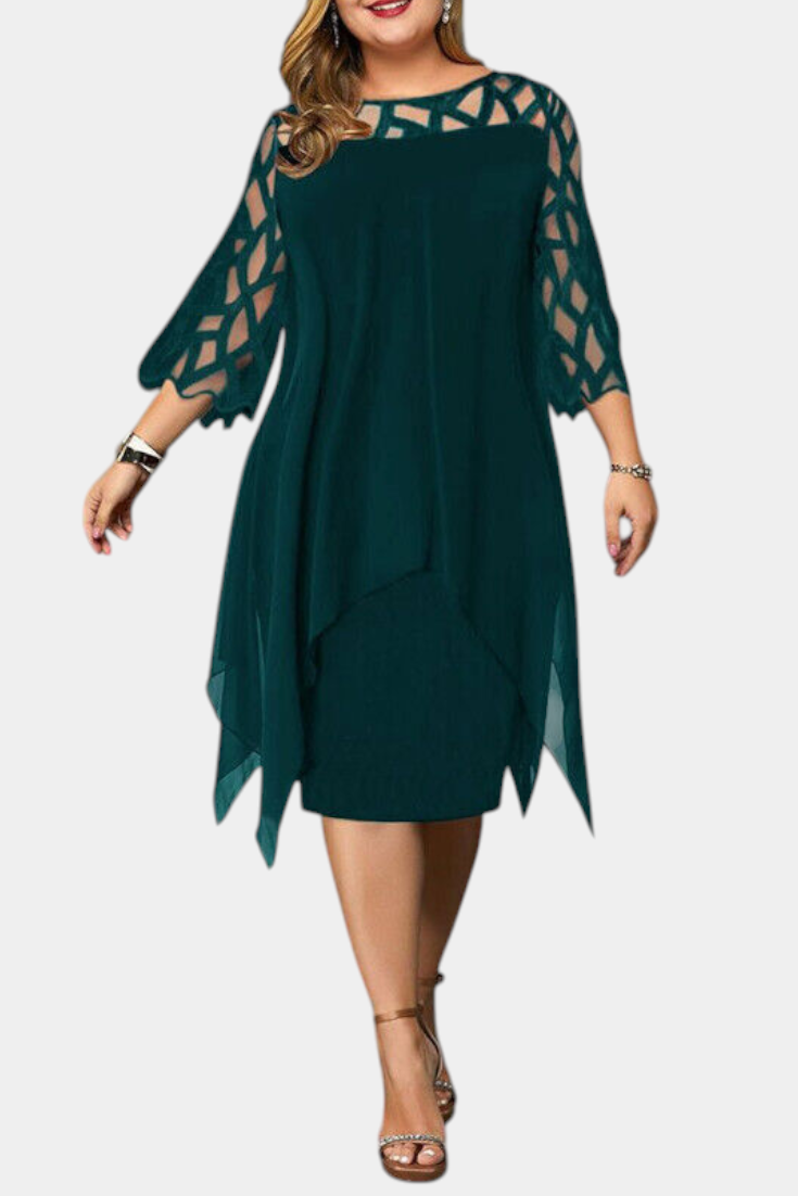 Yana Vestido Talla Grande con Mangas de Encaje en color Azul Marino