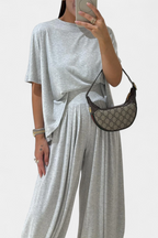 Trista Conjunto Casual de Top Suave y Pantalones de Pierna Ancha en color Gris Claro