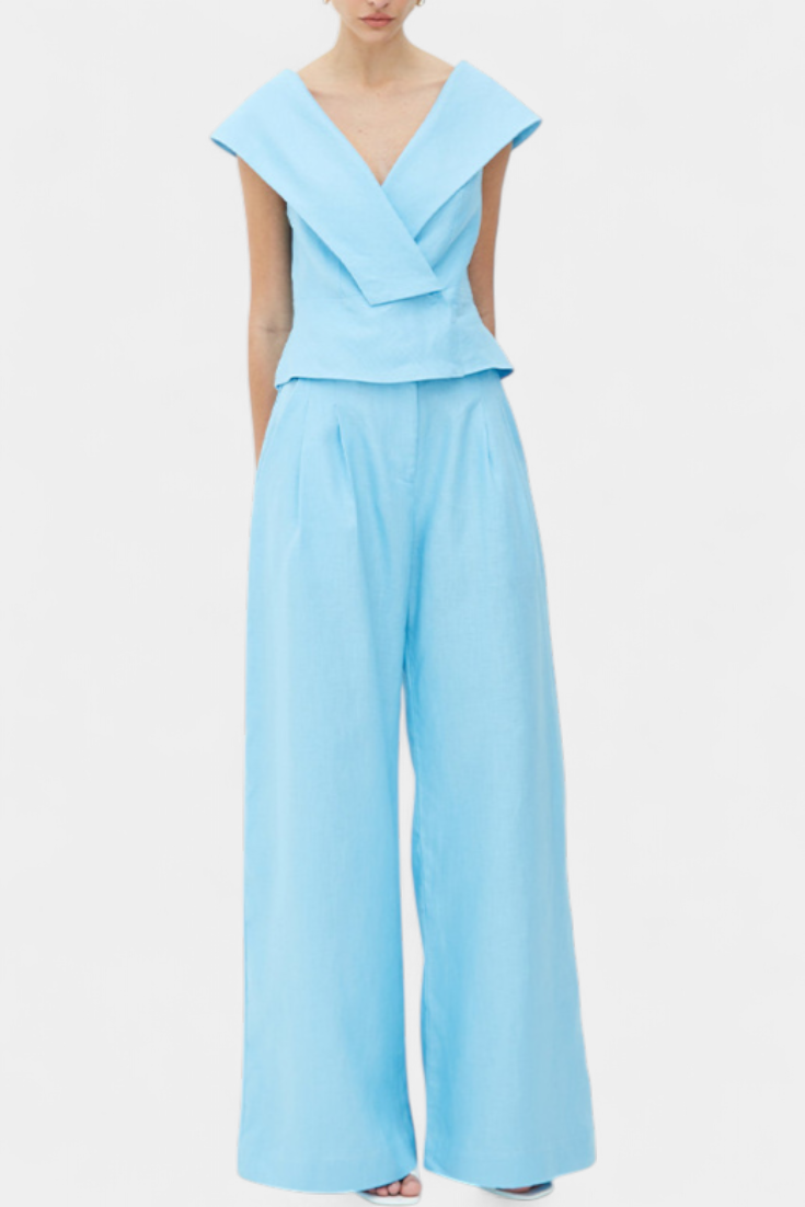 Hayden Conjunto Top Asimétrico y Pantalón Palazzo en color Blanco
