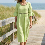 Carmela | Vestido Midi de Lino con Cuello Redondo y Manga Volante en color Verde